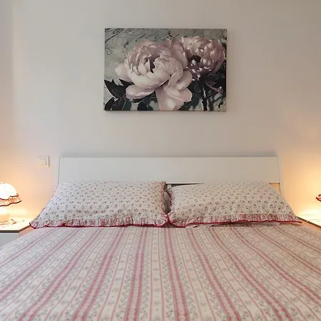 La Romantica Dante Five Stars House *