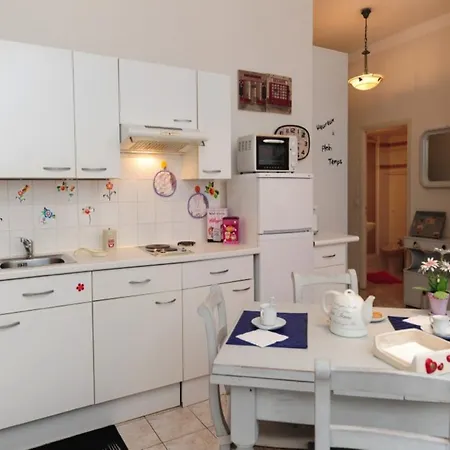La Romantica Dante Five Stars House * Ницца